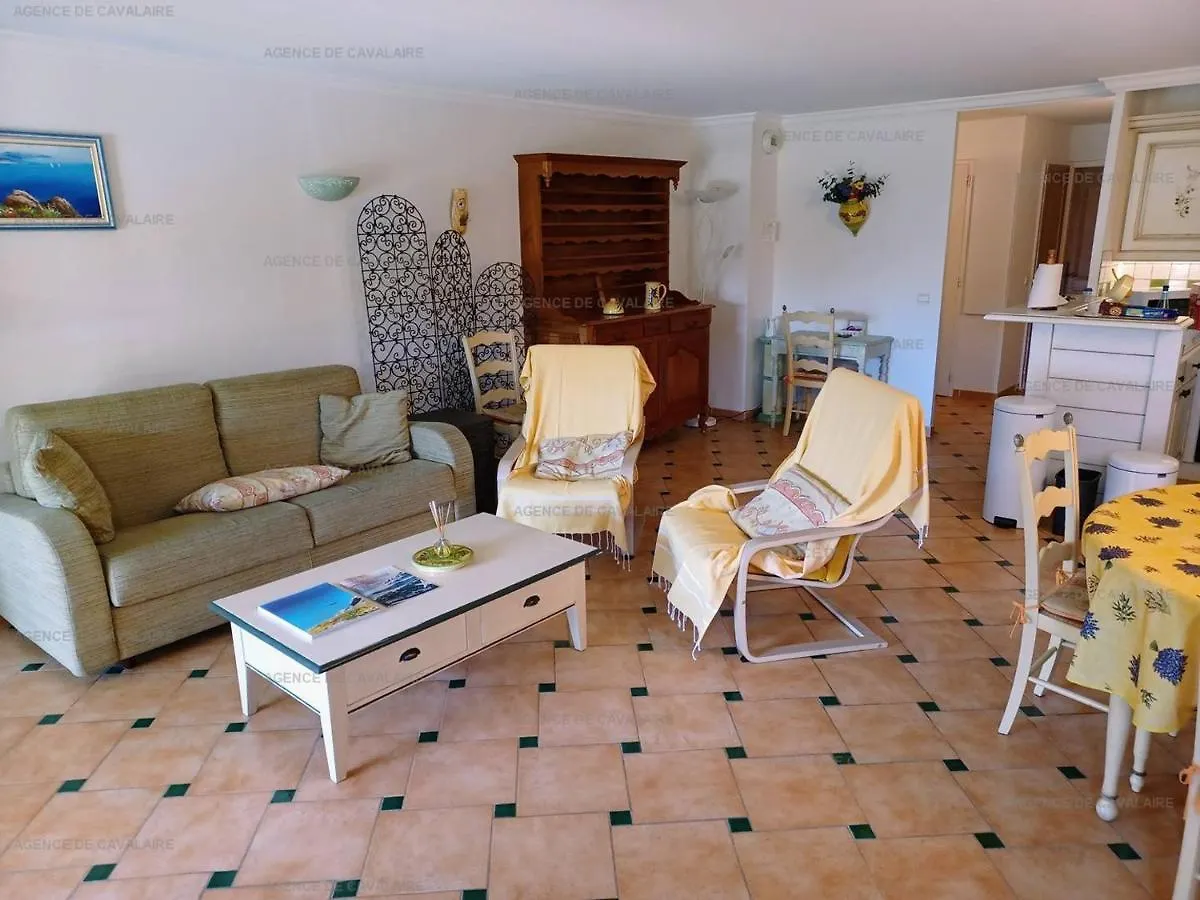 Appartement Cavalaire-sur-Mer, 4 pièces, 6 personnes - FR-1-100-279